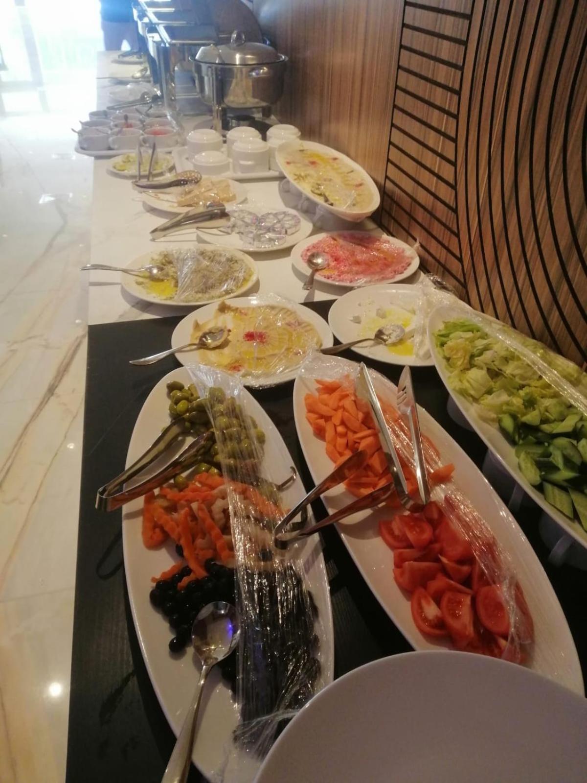 Отель Quiet Jeddah Al Hamra Экстерьер фото