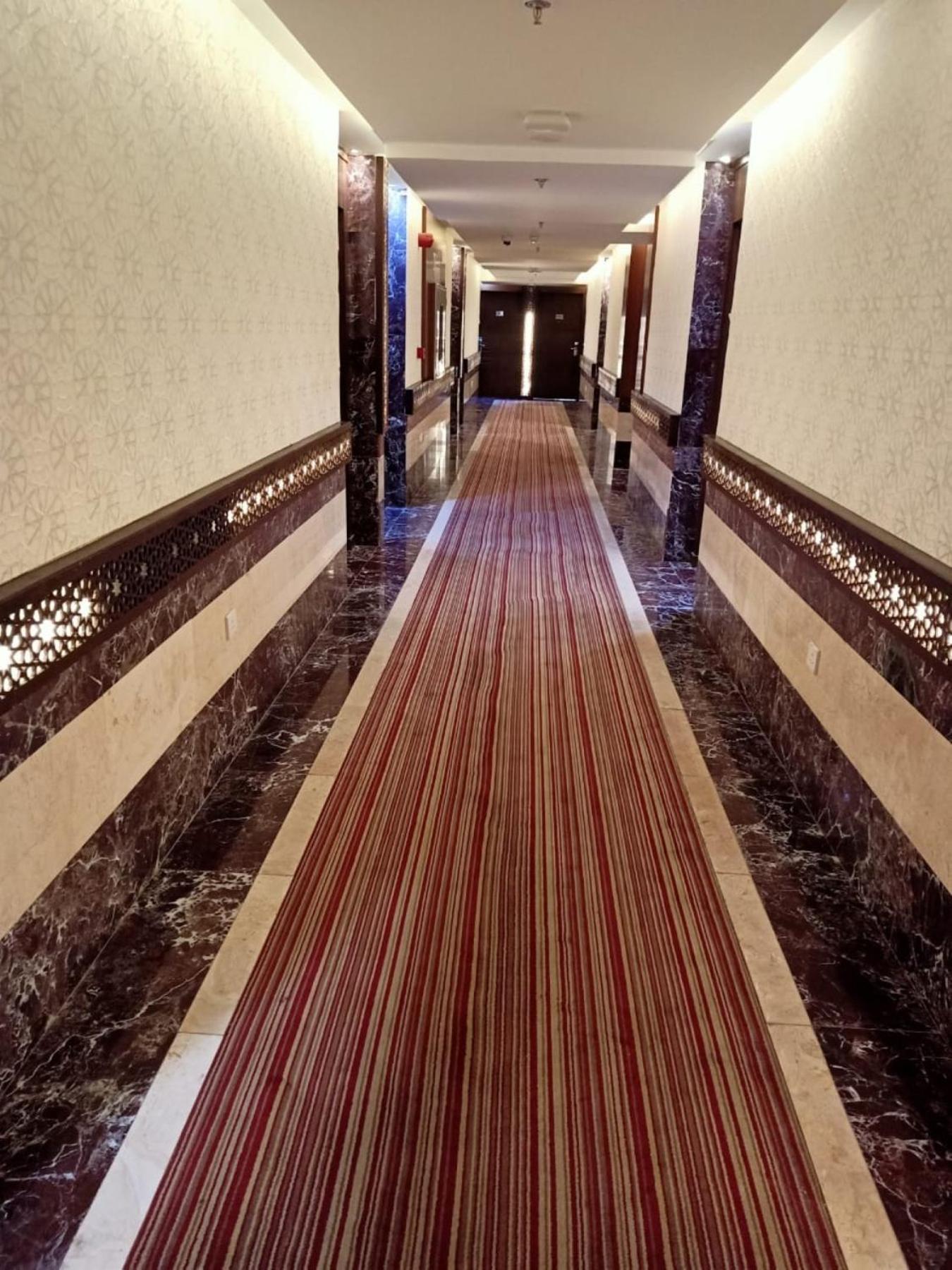 Отель Quiet Jeddah Al Hamra Экстерьер фото